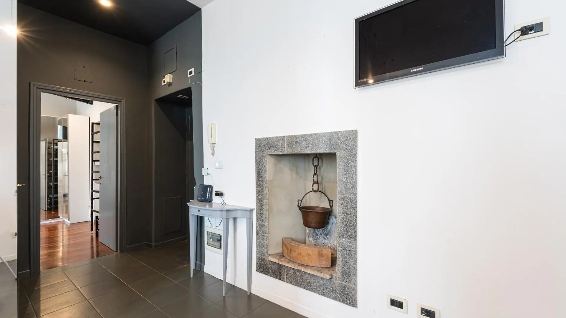 アパート Spacious Onebedroom Navigli - Mirable Pm ミラノ
