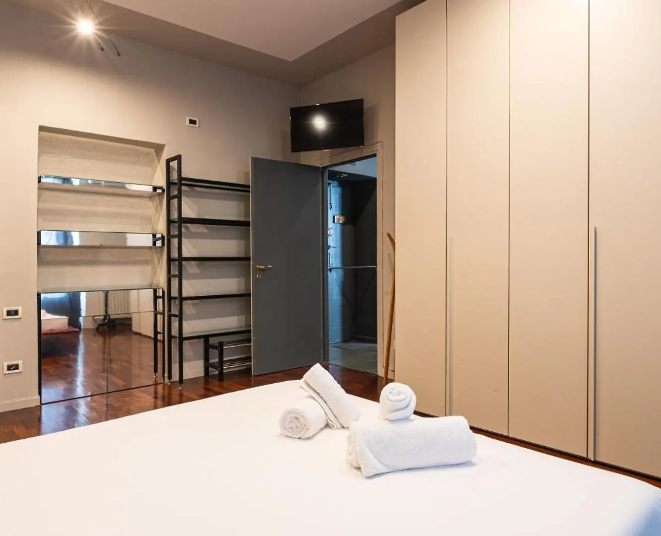 アパート Spacious Onebedroom Navigli - Mirable Pm ミラノ